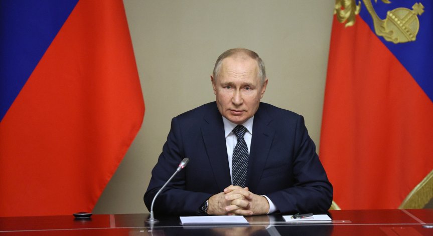 Путин: Пренасочваме износа и вноса към нови пазари, международната търговия е в криза