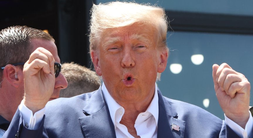 Тръмп изпревари с 40% Рон ДеСантис на първичните избори в Републиканската партия