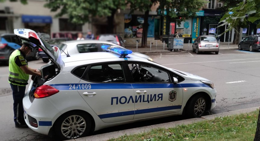 Нямат спирачки пред чашката и дрогата - хванаха 43-ма пияни и 14 дрогирани шофьори