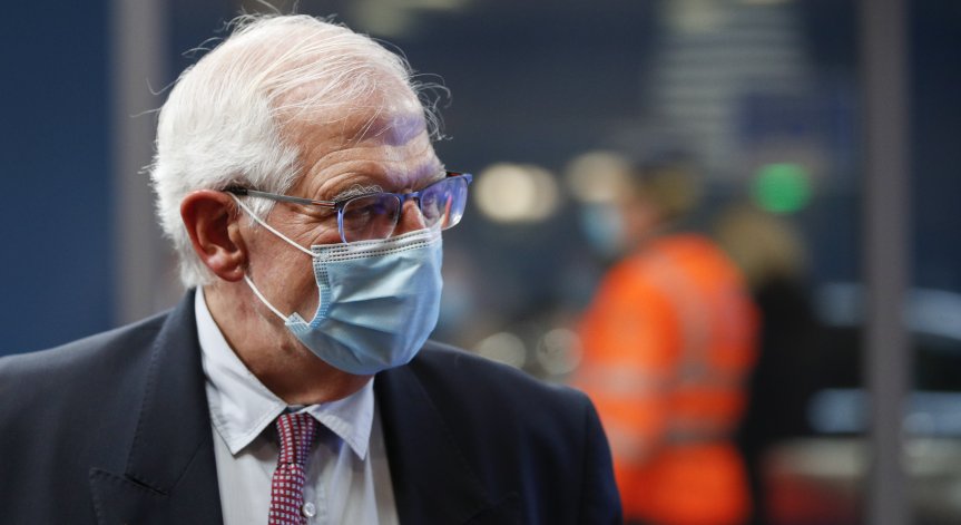 Ден втори: Жозеп Борел се среща с въоръжените сили в Украйна