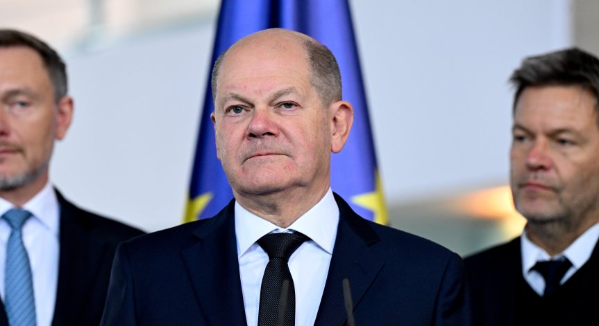 Шолц е против 