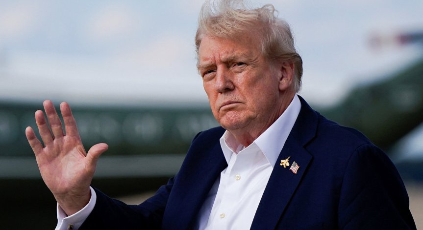 Тръмп: Китай няма да нападне Тайван