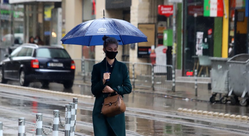 Очаква ни хладно време, температурите стигат до 16 градуса