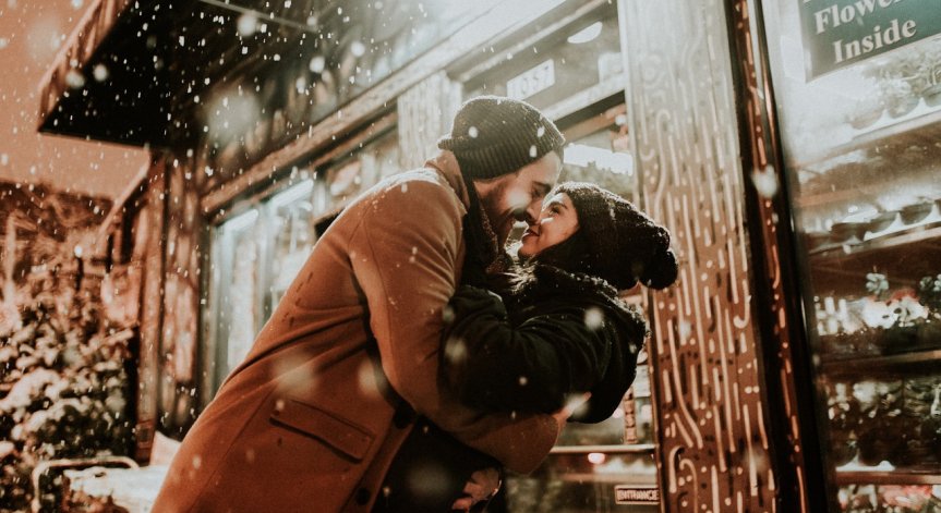 Любовен хороскоп за всички зодии за периода 4 – 10 декември