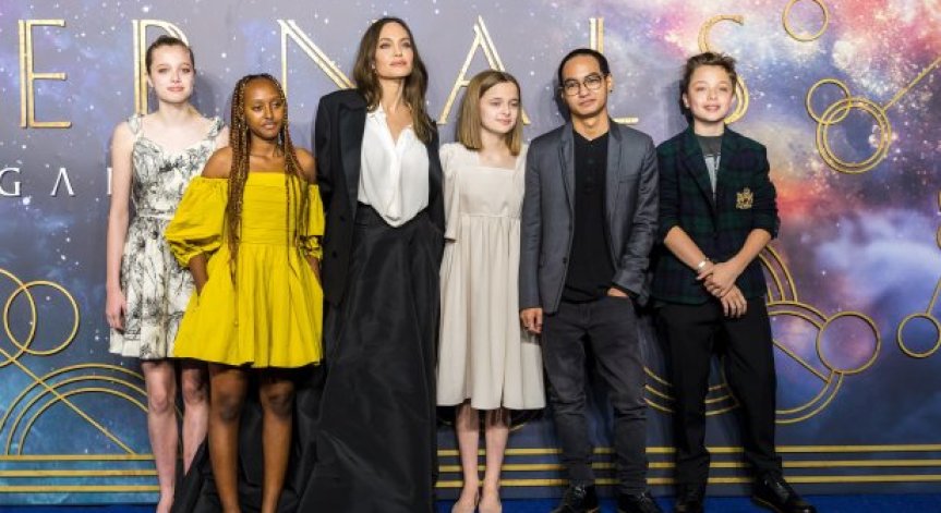 Брад Пит: Анджелина използва децата ни за реклама