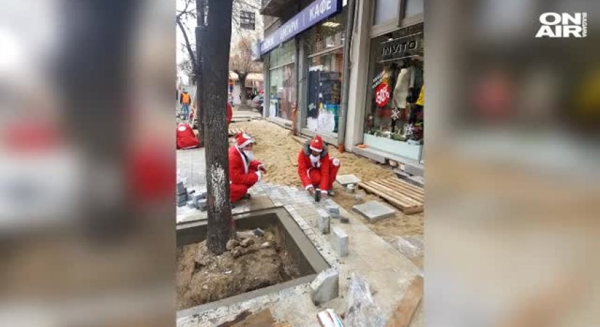 Дядоколедовци се включиха в ремонта на 