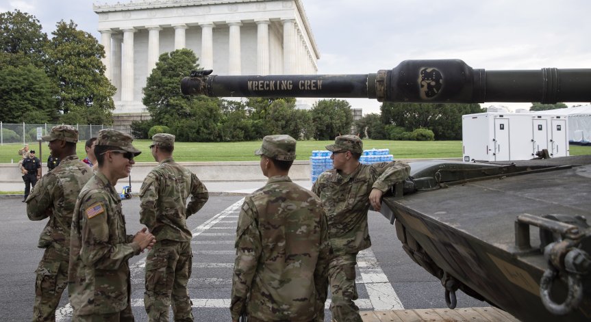 САЩ изпращат допълнителни войски в Европа