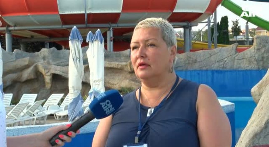 Затварят водната пързалка в Равда за непълнолетни