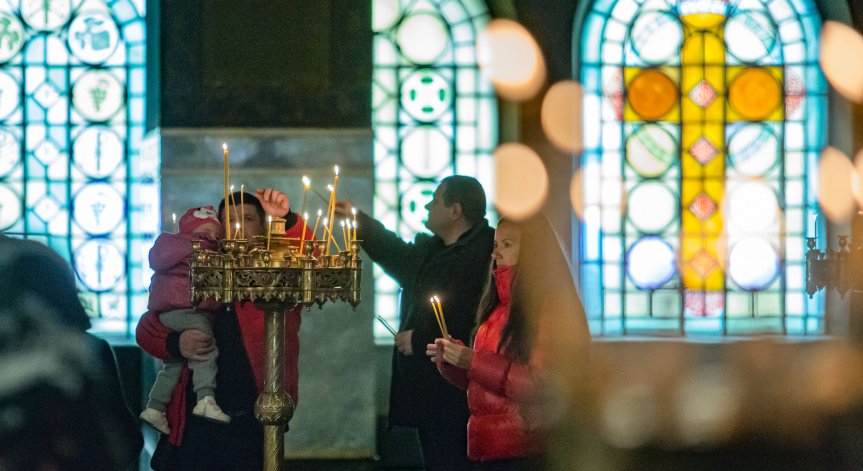 Смятало се, че Света Матрона е покровителка на домакинската работа.