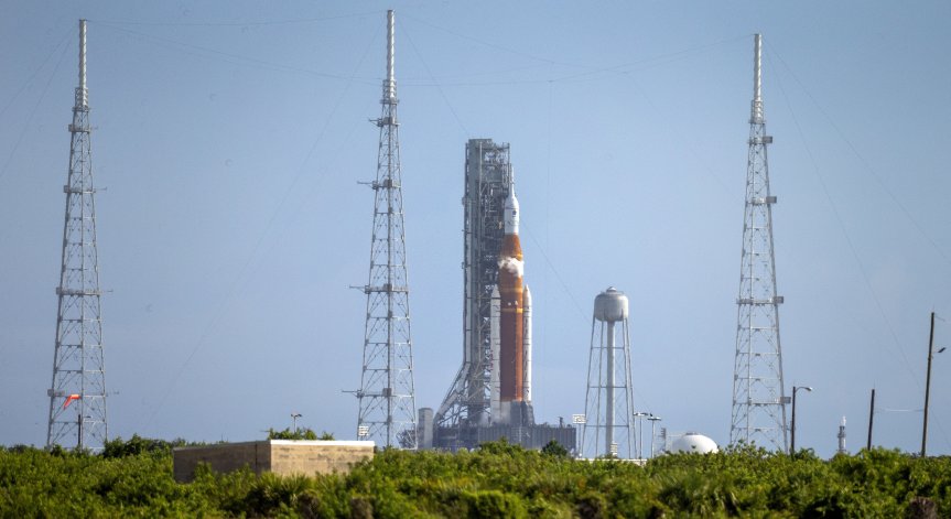 НАСА отново отмени изстрелването на ракета до Луната