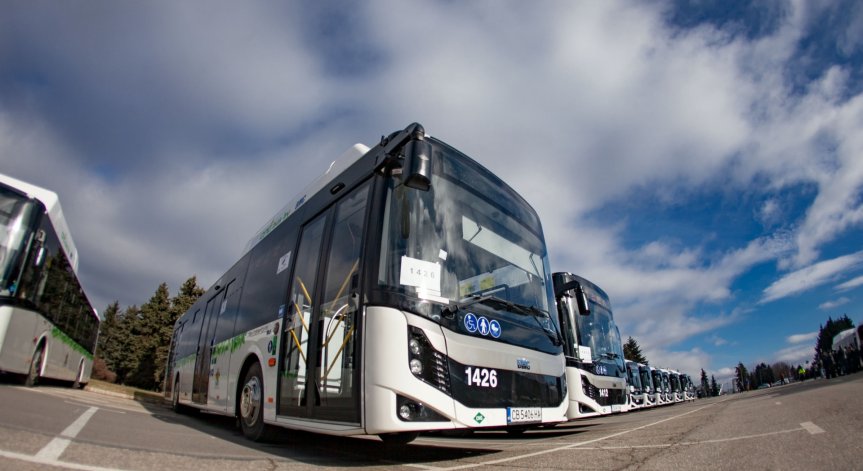 Още 20 нови автобуса потеглят из улиците на София