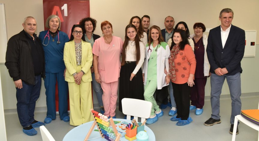 Детско отделение в МБАЛ - Ботевград годишно приема около 900 малки пациенти.