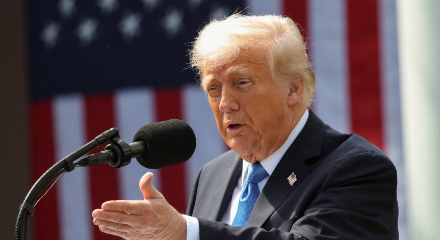 Все още не е ясно как точно администрацията на Тръмп ще събира глобите.