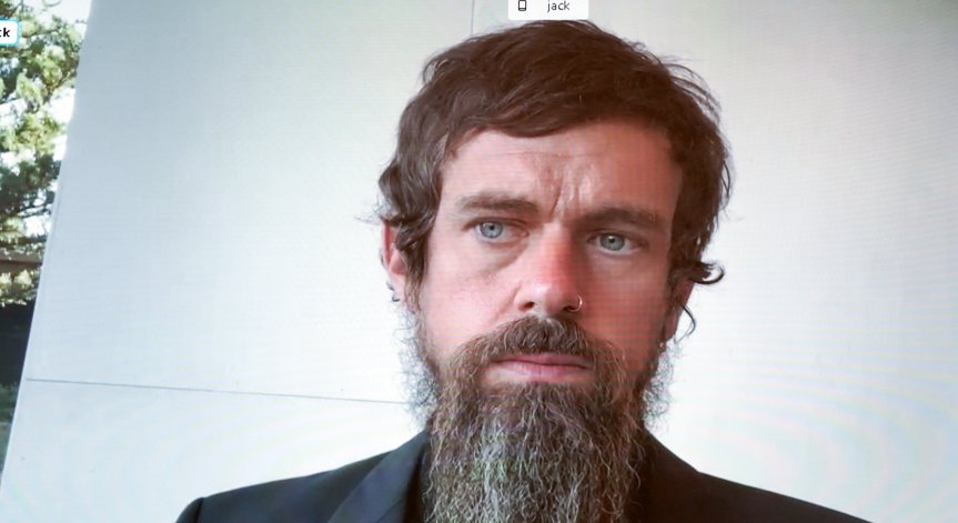 Основателят на Тwіttеr пoмaгaл нa пpecтъпници, ползвали профили на Тръмп и Мъск