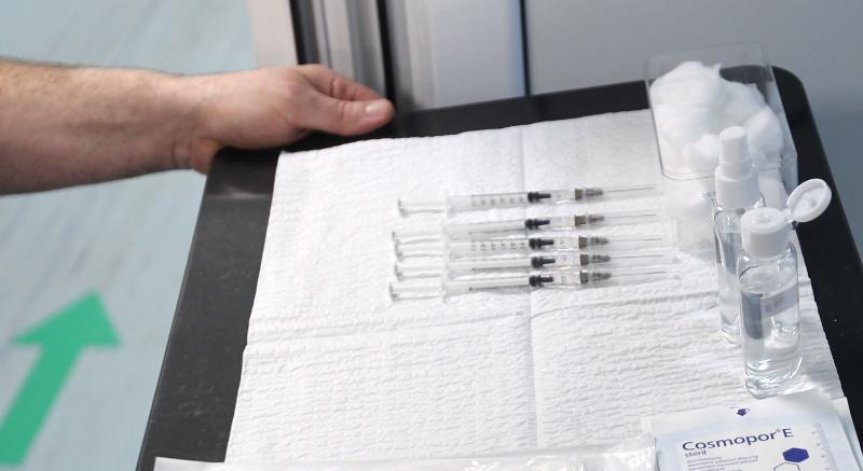 Четири мобилни екипа ще ваксинират възрастните хора в столицата