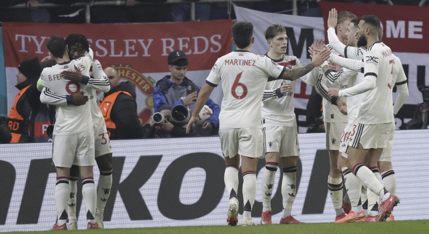 Тимът завършва на трето място с 18 точки.