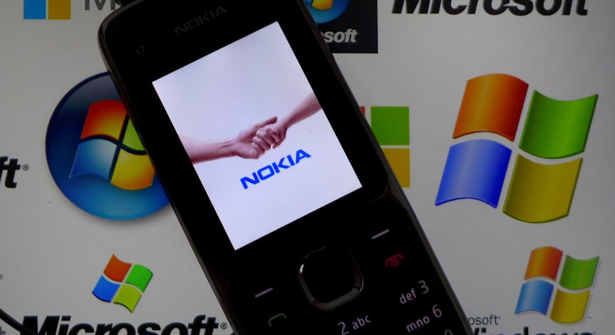 Nokia продава завод, за да покрие задълженията си към Индия