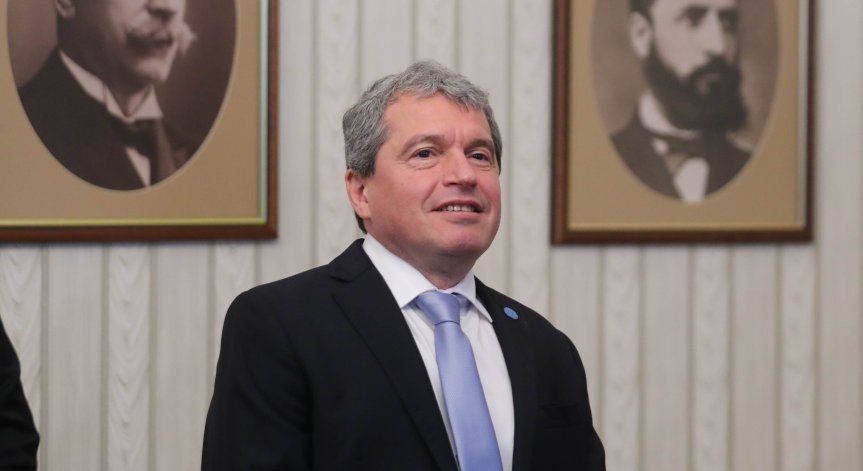 Тошко Йорданов: Не се сърдя на Борисов, решението беше взето от трите партии