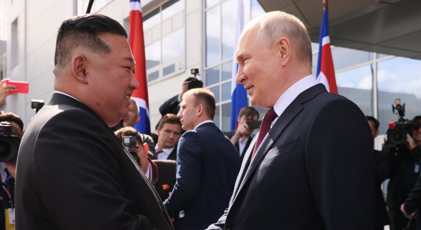 Песков обяви: Путин планира пътуване до Северна Корея