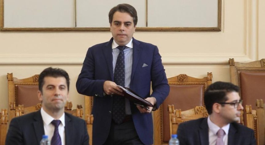 Мирчев: Кирил Петков и Асен Василев имат място в нашата общност
