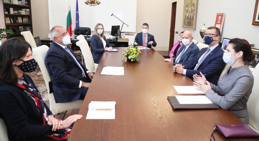 Борисов за новите F-16: Необратима модернизация на армията