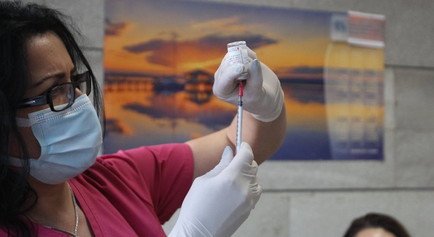 36% от българите може да бъдат ваксинирани през първото полугодие