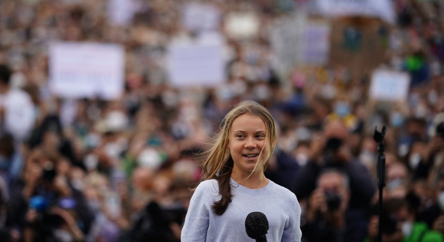 Завръщането на Грета Тунберг е факт, повежда мащабен протест в Милано