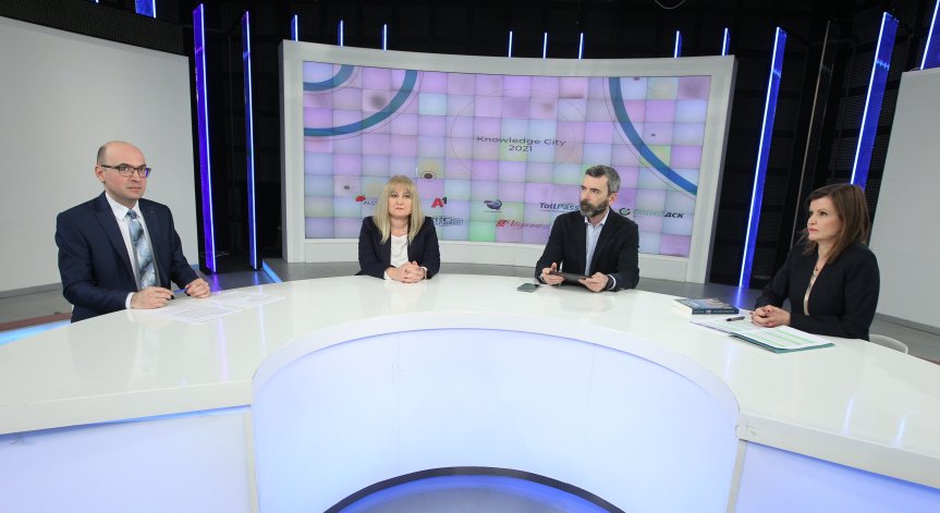 Eĸcпepти пpeд Кnоwlеdgе Сіtу: 