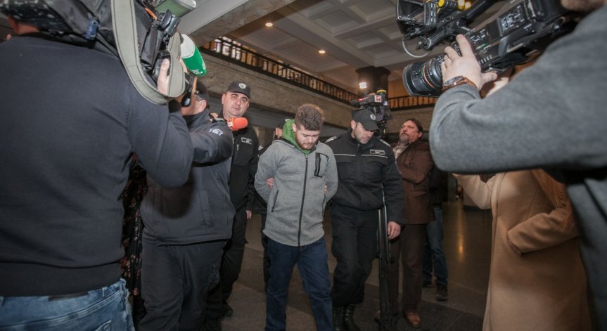 Съдът остави зад решетките 23-годишния Васил Василев, убил приятелката си в столицата