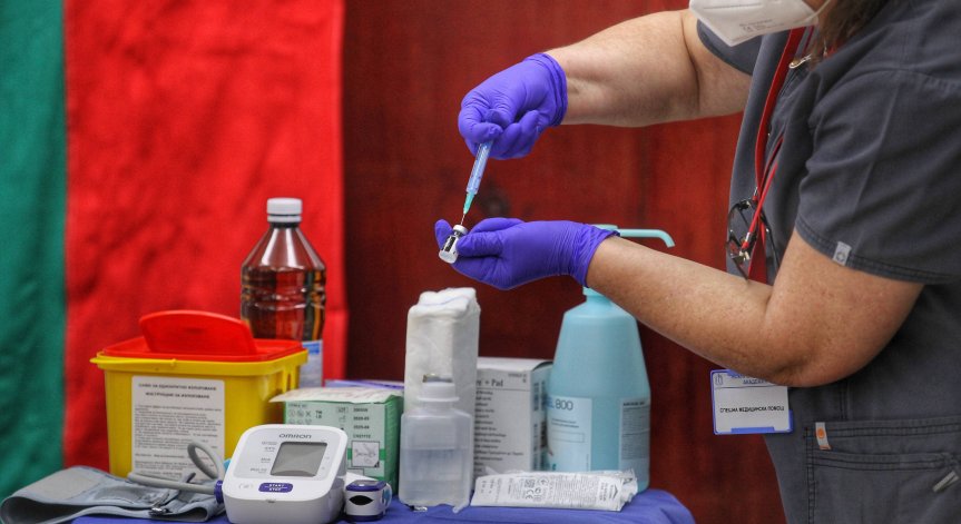 Лошото време провали доставката на ваксините на Pfizer у нас