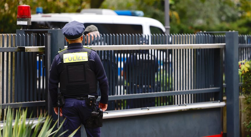 Затвориха гарата в германския град Билефелд заради бомбена заплаха