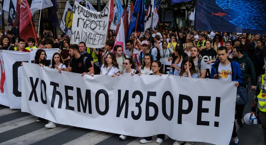 Във всички градове ще бъде прочетена една и съща реч.