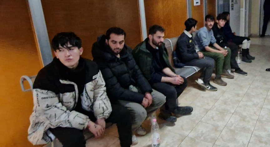 Задържаха 33-годишен грузинец за превоз на мигранти у нас, грозят го до 6 години затвор