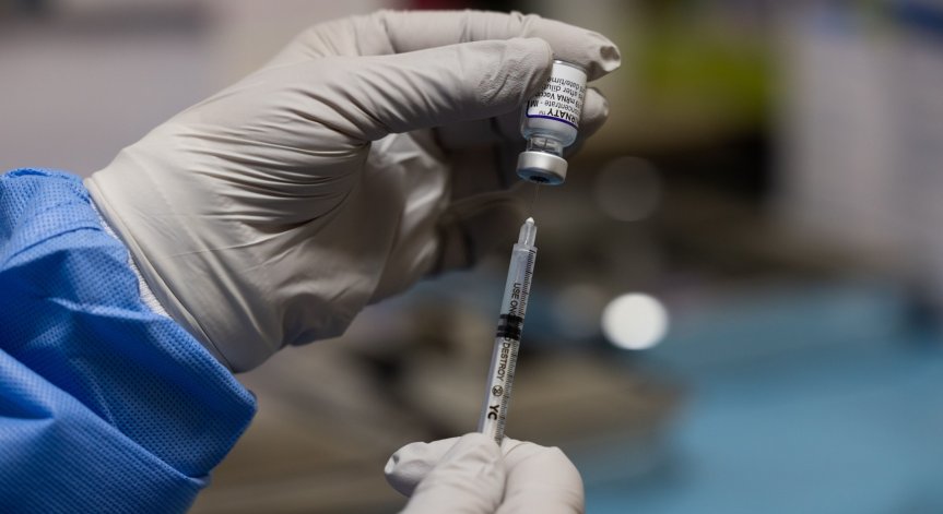 Pfizer ще иска одобрение да приложи ваксината си срещу Ковид-19 при бебета