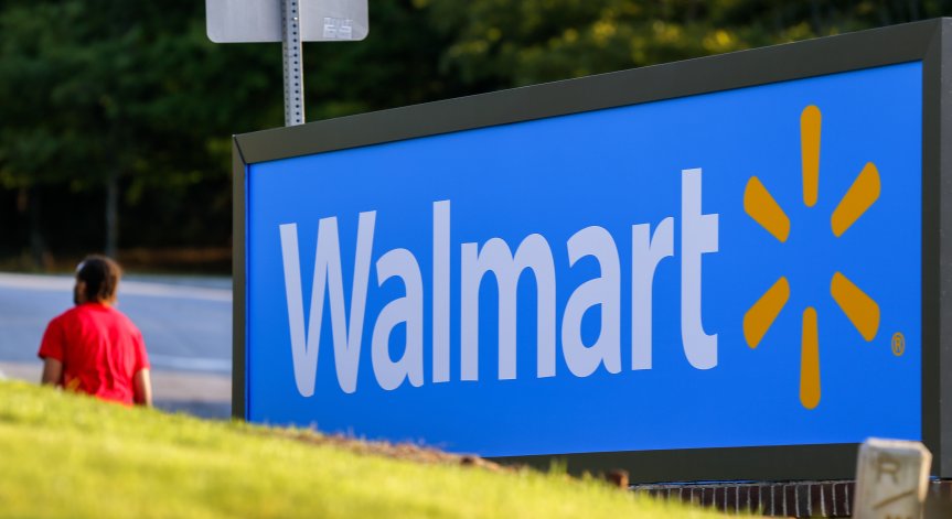 Walmart няма да продава козметика на тъмнокожи зад заключени витрини