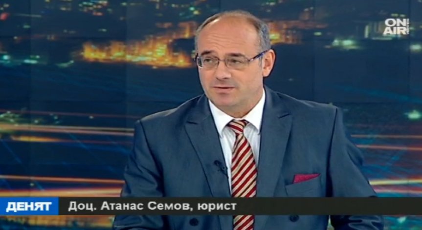 Доц. Атанас Семов: Референдумът е най-висшият акт на властническо произнасяне