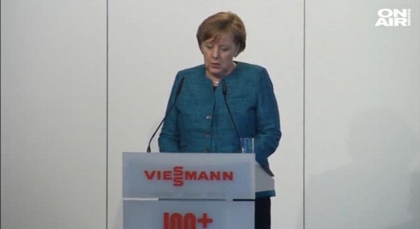 Ангела Меркел - ужасена от нападението над Борусия Дортмунд