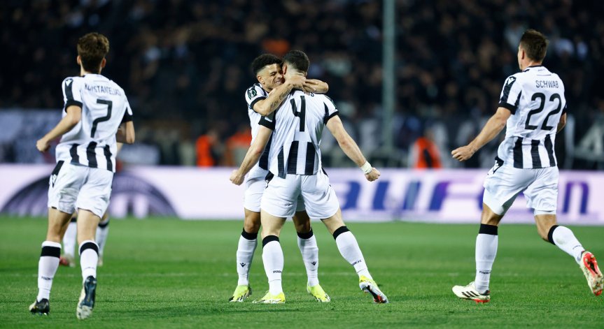 Десподов титуляр при победа на ПАОК.