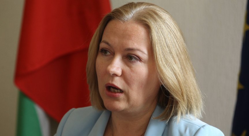 Йорданова: За нас е важно да се реализира първият мандат