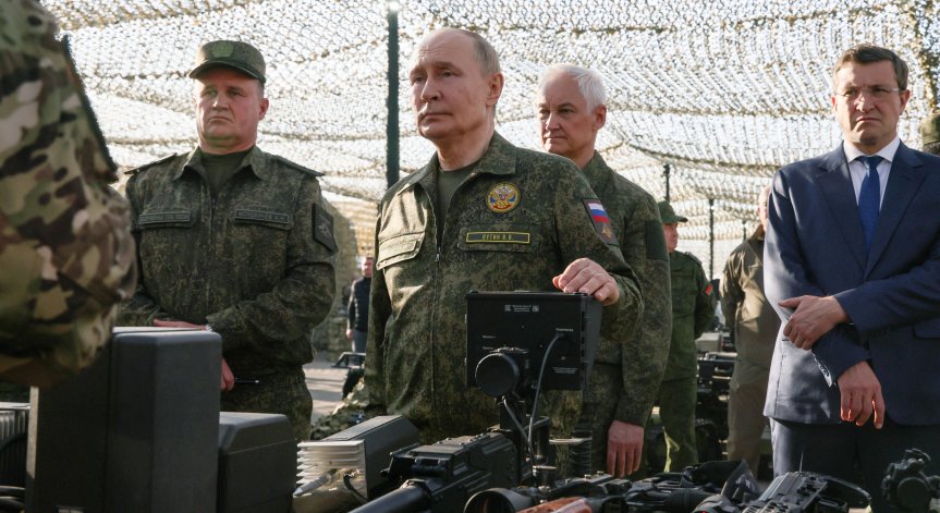 Русия свива разходите си за отбрана през 2026 г.