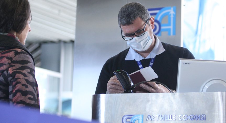 Задължителна 10-дневна карантина за пристигащите у нас от Африка