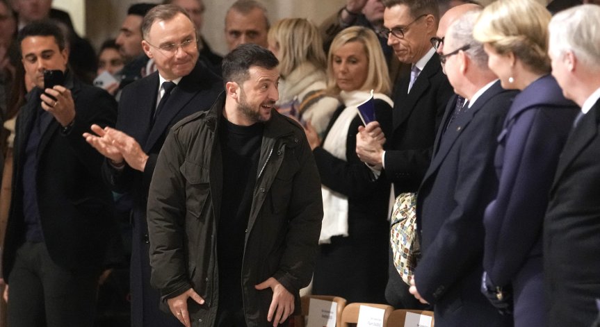 Зеленски опитва да убеди партньорите си за по-решителни действия.