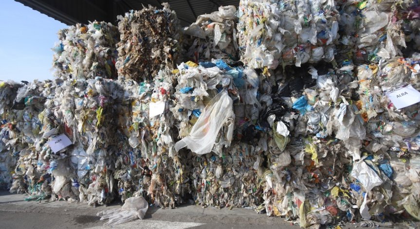 Без депониране на био и годни за рециклиране отпадъци след 2030 г.