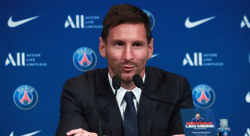 AS: ПСЖ събира Меси и Роналдо