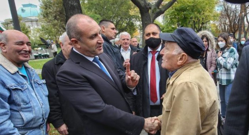 Радев: За високите цени на тока са виновни предишните управляващи