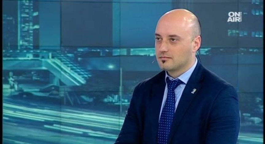 Атанас Славов предлага: Да се въведе смесена система със силен мажоритарен елемент