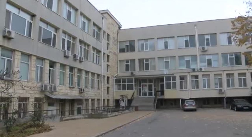 Медиците в Ковид отделението в Поморие получиха обещаните 1000 лв.