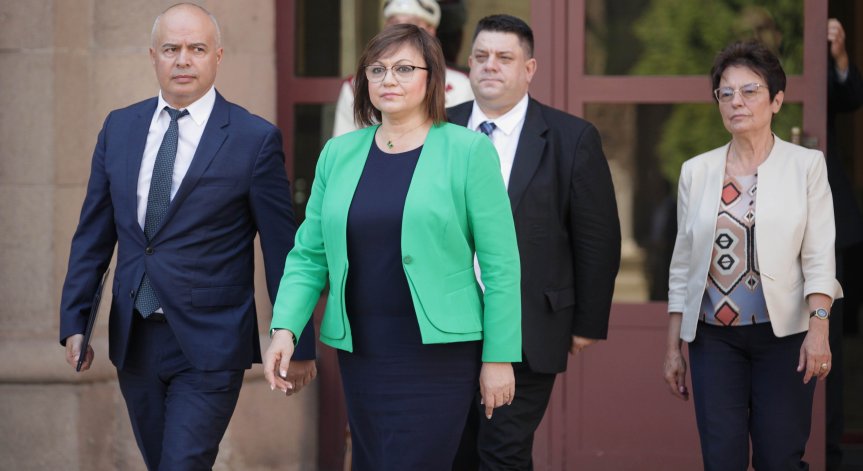 Националният съвет на БСП решава съдбата на третия мандат