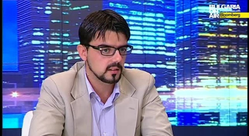 Мартин Владимиров: Цената на петрола ще пада при вдигане на ембаргото на Иран