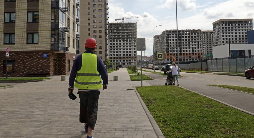 Заплатите в строителния сектор в Русия са най-високи